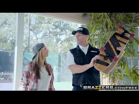 Brazzers – Baby Got Boobs –  No Skatewhoreding! scene starring Nina North and Johnny Sins