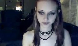 Gothic Girl Masterbates On Webcam