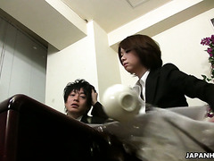 Japanese Mistress Tsubaki Is Facesitting Coworker Slave In Office