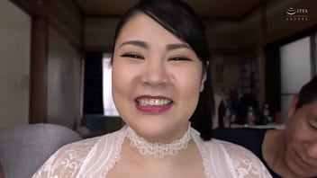 Ms. Mizuki (40 Years Old), The Maternal Housekeeper Of The Share House Where We Live, Is A Chubby Slutty Woman With Huge Breasts : See More→https://bit.ly/Raptor Xvideos