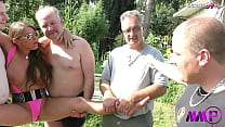 Deutsche MILF Sexbombe Sexy Susi Mit Mega Titten Von Scout69 Usern Im Garten Gefickt