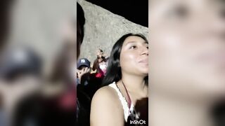 Conozco A Una Chica En Un Concierto En La Playa Y La Invito A Cenar Para Que Me Deje Follarla