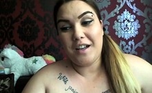Horny Brunette Amateur Milf Solo Pussy Toying Show On Couch