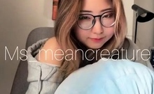 Horny Amateur Masked Asian Girl Toying Her Pussy On Cam