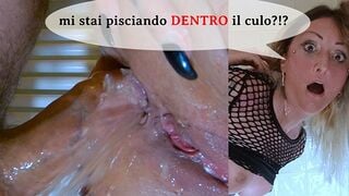 ANALE Italiano Con MILF ITALIANA Matura: "PISCIAMI NEL CULO!"   "OK! Ma Prima Ti Rompo Il Buco!"