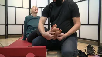 Lauralina   Interview And Tickle Test (UHD)