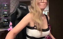 Webcam Blonde Playing With Sex Toys On Webcam