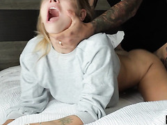 Expressive Blonde Babe Needs Even More Teasing In Her Snatch