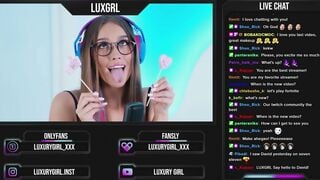 Fucked A Streamer In Front Of Followers Online