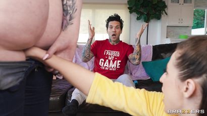 Aubree Valentine And Abigaiil Morris Kinky Porn Video