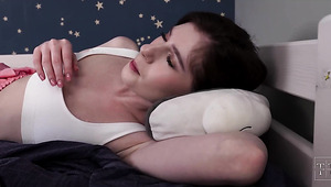 Bella Gray And Hot Pearl Goe For Each Other During A Night