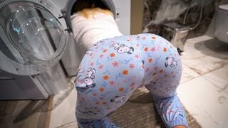 Step Sister Gets Fucked While Is Stuck Inside Of Washing Machine   Creampie
