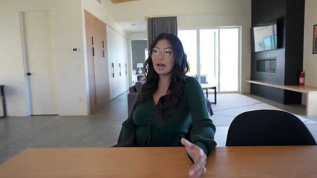 Fucking My Best Friend’s Hot Step Mom Cami Strella While Her Husband’s Away