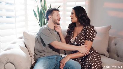 Hot Mommy Penny Barber Sex Story