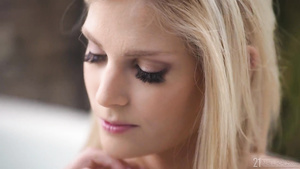 Deviant Candee Licious Mind Blowing Sex Clip