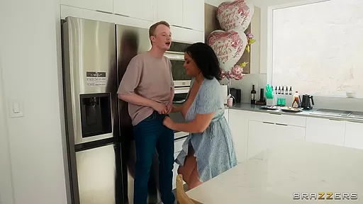 Jimmy Michaels And Ashlyn Peaks   What She Really Wants For Stepmothers Day / 12.5.2024