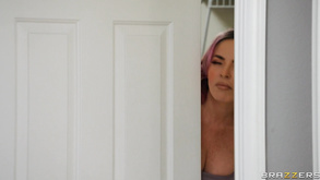 Naughty Mom Dana Dearmond Emotional Porn Clip