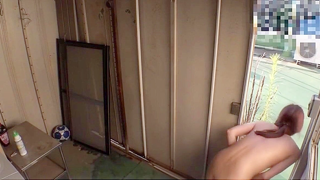An Office Lady, Drugged With Aphrodisiac, Squirts And Runs Naked From Molester.