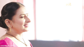 Indian Chubby Milf Erotic Clip