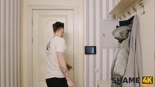 Shame 4K   Lucky Stud Receives Cake And Fucks New Neighbor With Big Tits