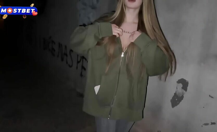 Luxury Amateur's Big Ass And Big Tits   POV Teen Sex With Comatozze