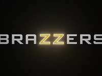 Zoe Grey Came To The Bar For Bartender’s Hard Dick