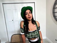 Curvy Girl Trades Gold For His Cock On St. Patrick’s Day