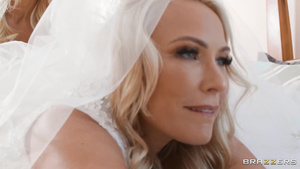 Filthy Threesome Orgy With Mellanie Monroe And Brittany Andrews