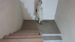 Faryal   Girlfriend Ki Khala Ko Choda Late Night Gifting Date On Stairs