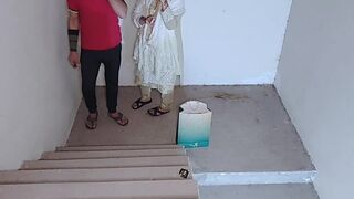 Faryal   Girlfriend Ki Khala Ko Choda Late Night Gifting Date On Stairs
