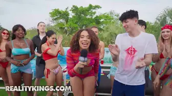 REALITY KINGS   Amari Anne Sucks, Rides, And Wins Big At A Rooftop Spring Break Fuck Fest