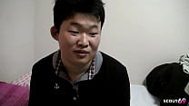 Japanese Cougar Tricked To Amateur MMF 3Some By Boy And Old Men In Uncensored JAV Porn