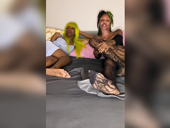 Two Hot Ebony Sluts Eating Each Other’s Pussies In The Bed