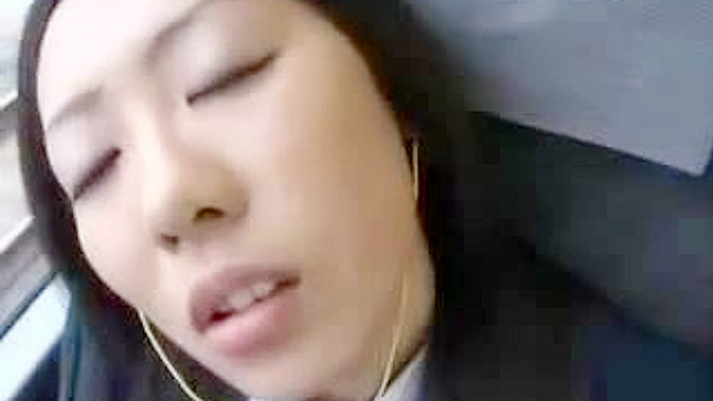 Sexy ** Beauty   Asians Teen Naughty Adventure On The Train